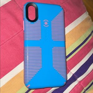 iPhone XR Blue & Pink speck case